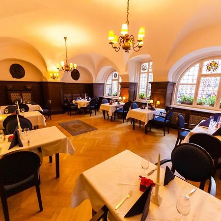 Hotel Zum Ritter St. Georg Хайдельберг Экстерьер фото
